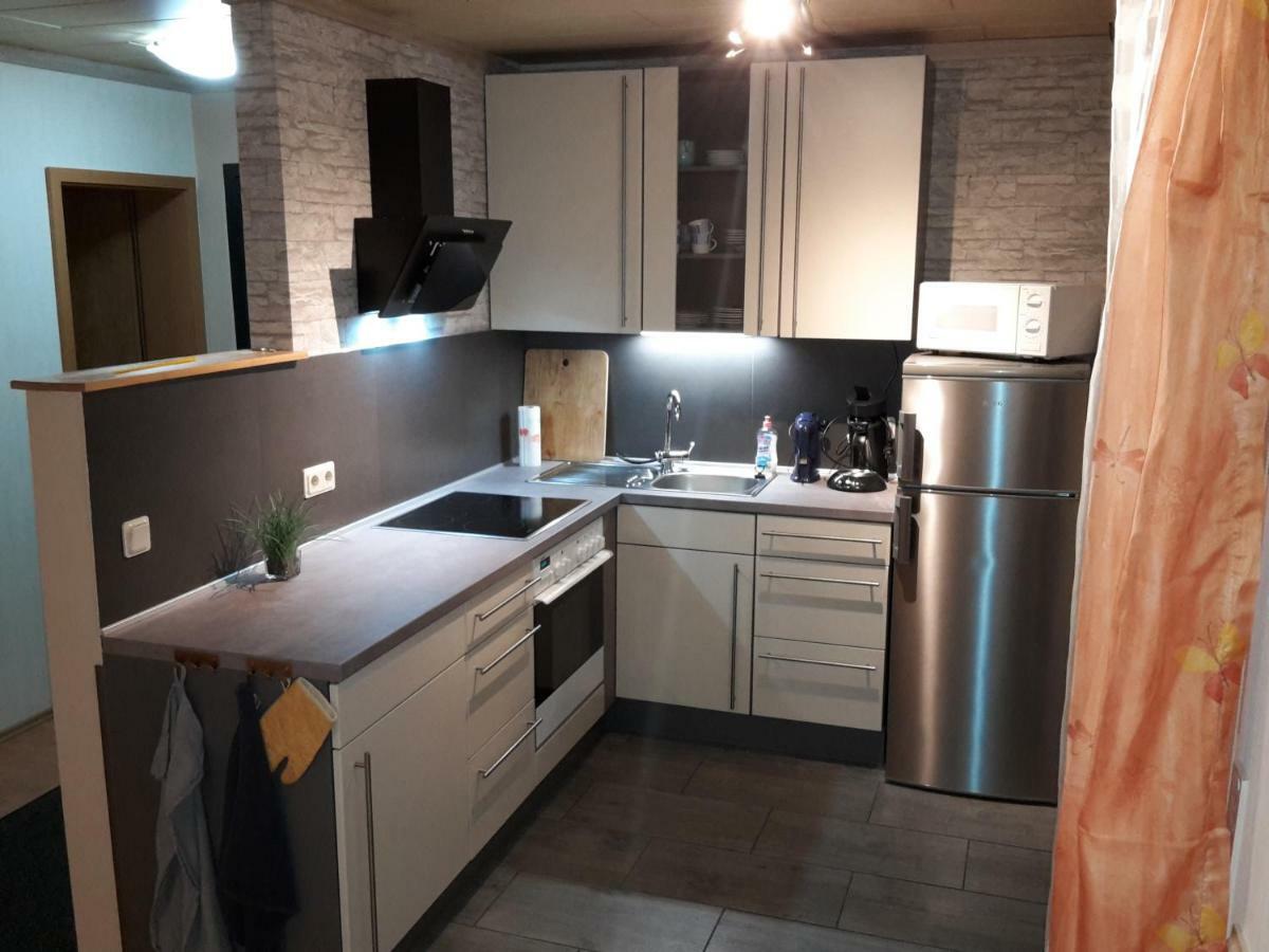 Ferienwohnung Pliefke Winringen Bagian luar foto